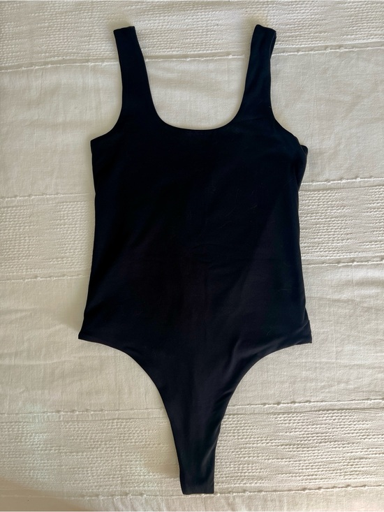 Vuori Tops - Vuori Sleeveless Halo Bodysuit